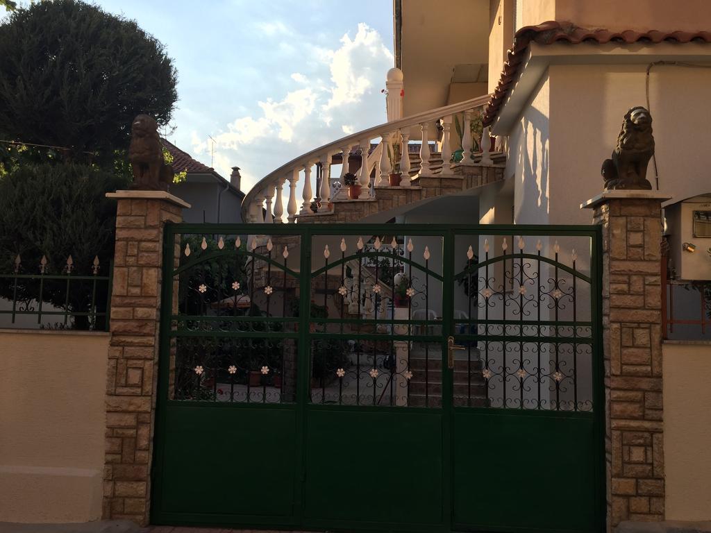 Vila Ridvani Korce Buitenkant foto